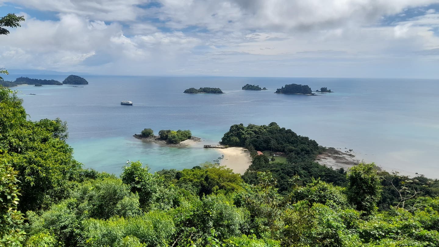 MiAMBIENTE reitera que están vigentes restricciones de pesca para naves nacionales y extranjeras en Cordillera de Coiba