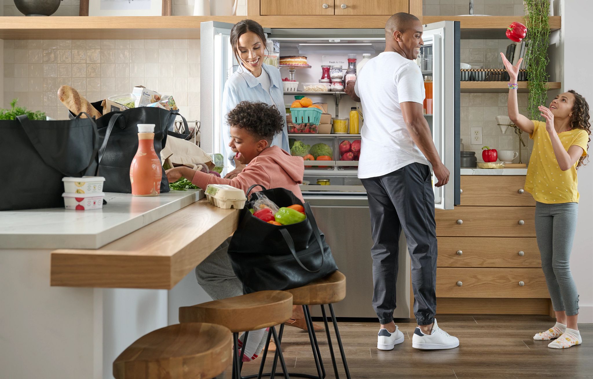 TECNOLOGÍA QUE SE ADAPTA A PAPÁ: LAS MEJORES IDEAS DE REGALO DE LG PARA ESTE DÍA DEL PADRE