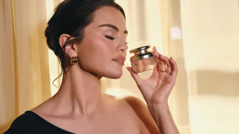 Rare Beauty lanza una fragancia con diseño inclusivo