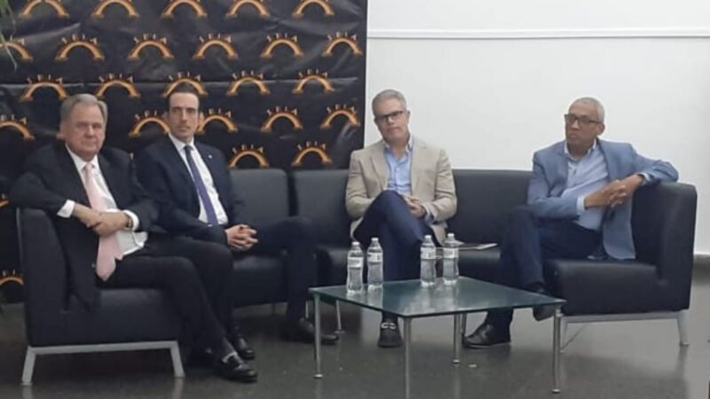 SPIA organizó conversatorio sobre el Proyecto de Ferrocarril Panamá–David–Frontera