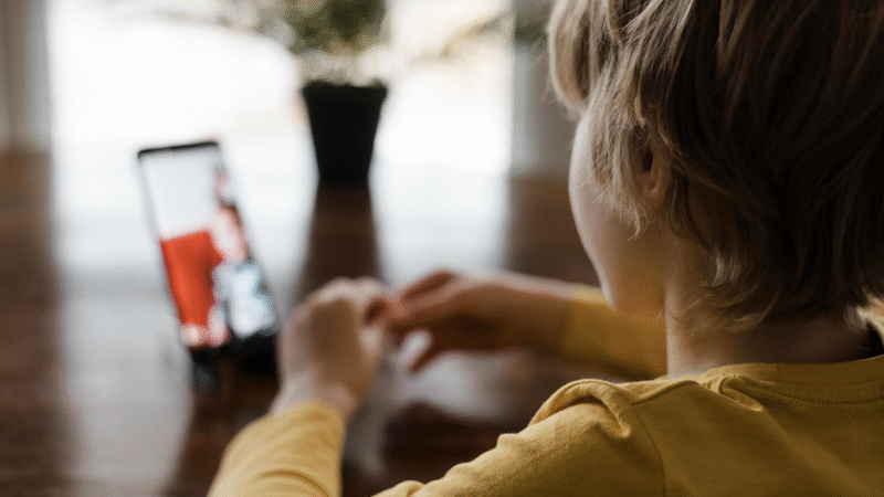 Nomofobia infantil: el riesgo oculto para la salud mental de niños y niñas